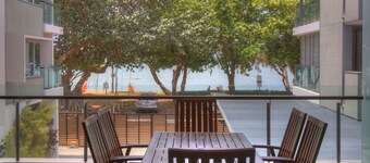 Maggies Beachfront Apt. 7