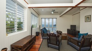 Fernseher, DVD-Player