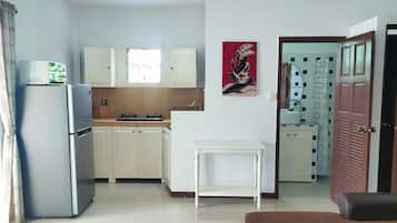 2-Bedroom Villa with Private Pool | Private kitchen