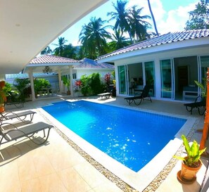 4 Bedrooms Villa | Terras