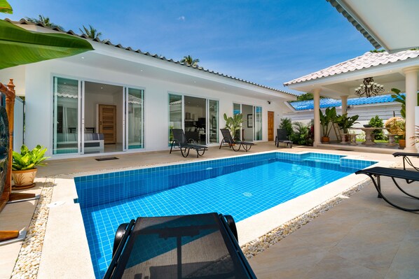 4 Bedrooms Villa | Terrace/patio - Wirason Villa 4 Bedrooms (Koh Samui)