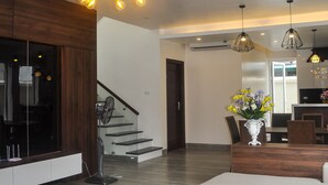 Villa (8 Bedrooms) | Sala de estar