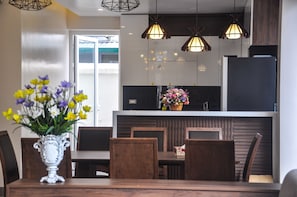 Villa (8 Bedrooms) | Private kitchen | Fridge, microwave - FLC Sam Son Villa Ngoc Trai 03 (Sam Son)