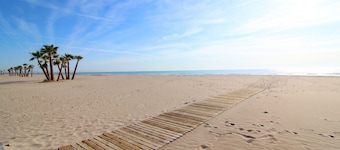 Global Properties: Nice and quiet apartment in Canet beach