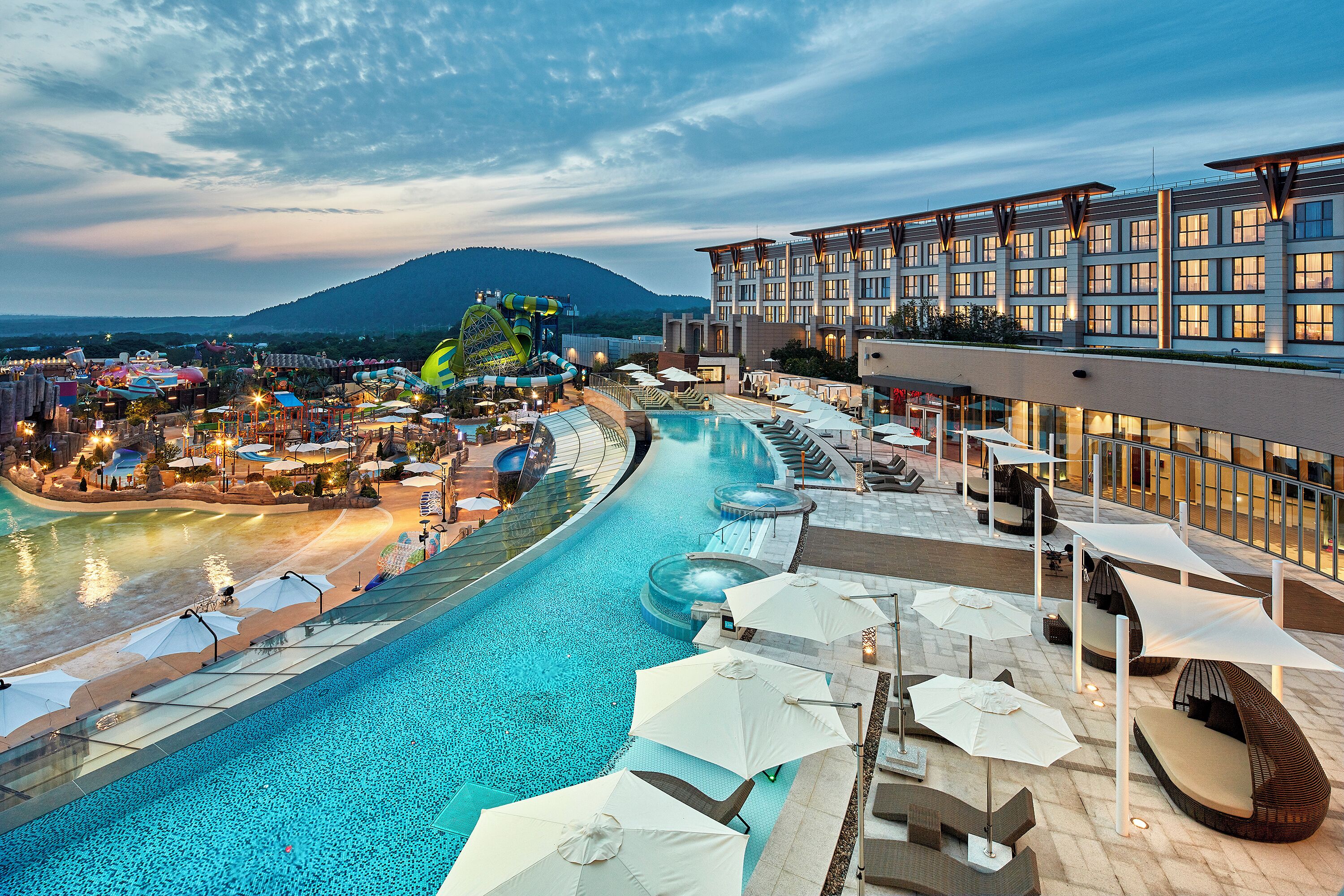 Indoor pool, outdoor pool, cabanas (surcharge), lifeguards on site