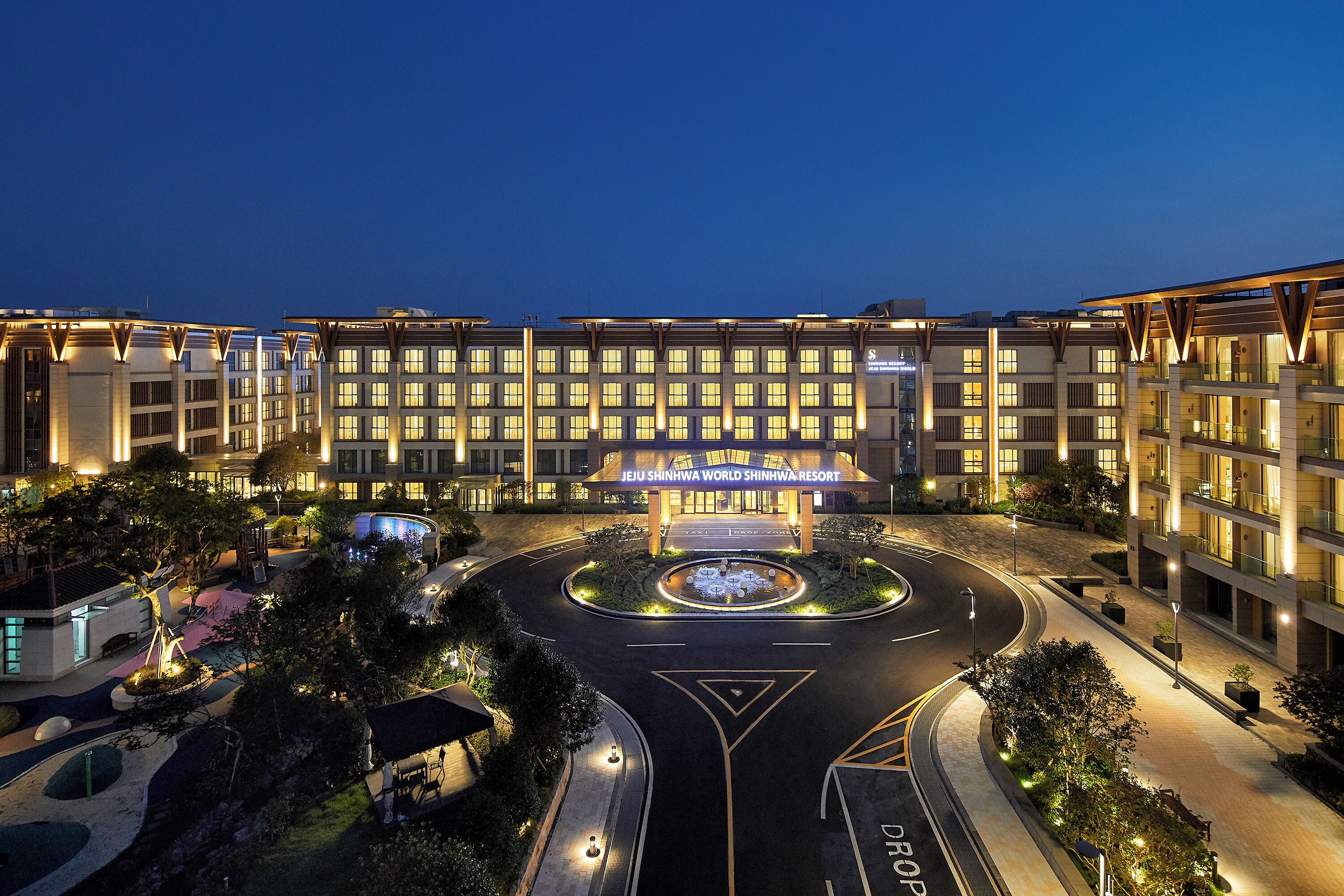 Fasade – kveld/natt