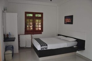 Iron/ironing board, bed sheets - The Fence (Induruwa)