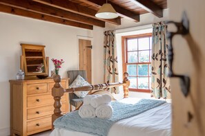 2 soverom, strykejern/-brett, reiseseng for barn og wi-fi (inkludert)