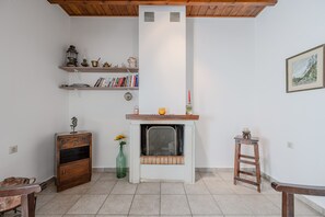 Interior - Helianthos 1 ,Douliana, Near Vamos & Almirida (Chania)