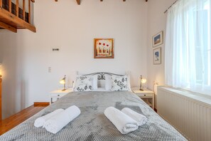 In-room safe, iron/ironing board, free WiFi, bed sheets