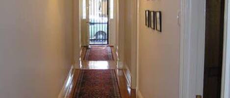 3 bilik tidur, seterika/papan seterika, Wi-fi percuma