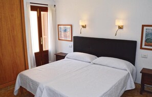 4 Schlafzimmer, Reisekinderbett, kostenloses WLAN