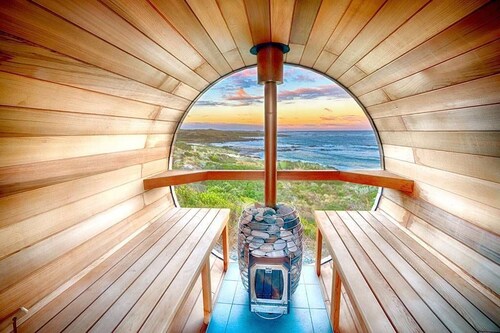 Porky Beach Retreat-King Island Escapes