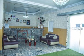 Sala de estar en el lobby