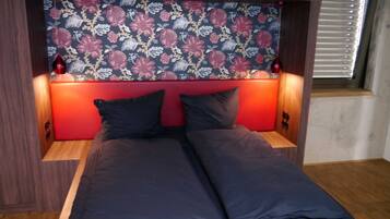 1 bedroom, travel crib, WiFi, bed sheets