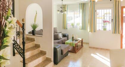 Cozy home in Torrevieja with WiFi