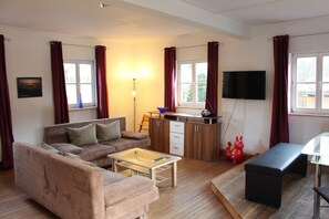 TV - Category D: 4-room apartment for 6 persons - Pension Mühle (Egloffstein)