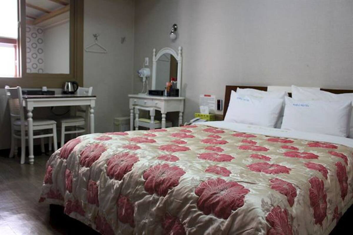 Standard Room | Free WiFi