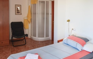 2 bedrooms, WiFi