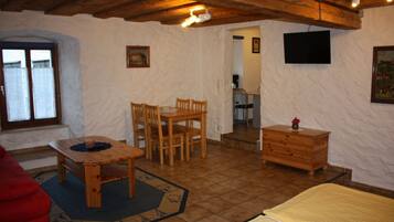 1 Schlafzimmer, Reisekinderbett, WLAN, Bettwäsche