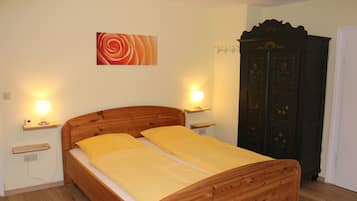 1 bedroom, travel crib, WiFi, bed sheets