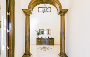 Interior - 3 bedroom awesome home in Casariche (Casariche)