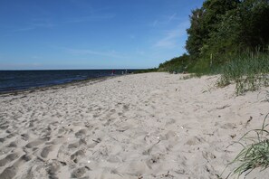 Beach nearby, sun loungers - Vacation home " Seegarten " on the Baltic Sea, wellness bath, fireplace, free WLAN by SEASIDE (Rosenhagen)