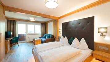 1 bedroom, in-room safe, desk, WiFi