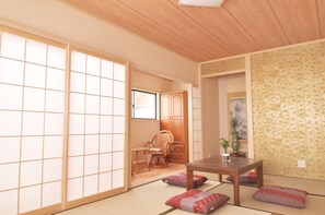 2 多间卧室、免费 WiFi