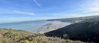 GITE des GRANDS CHENES, Hav og landskab