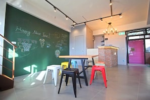Lobby lounge - Box Inn Jiufen - Hostel (New Taipei City)