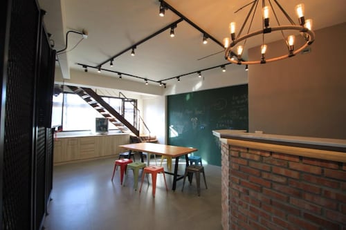 Box Inn Jiufen - Hostel