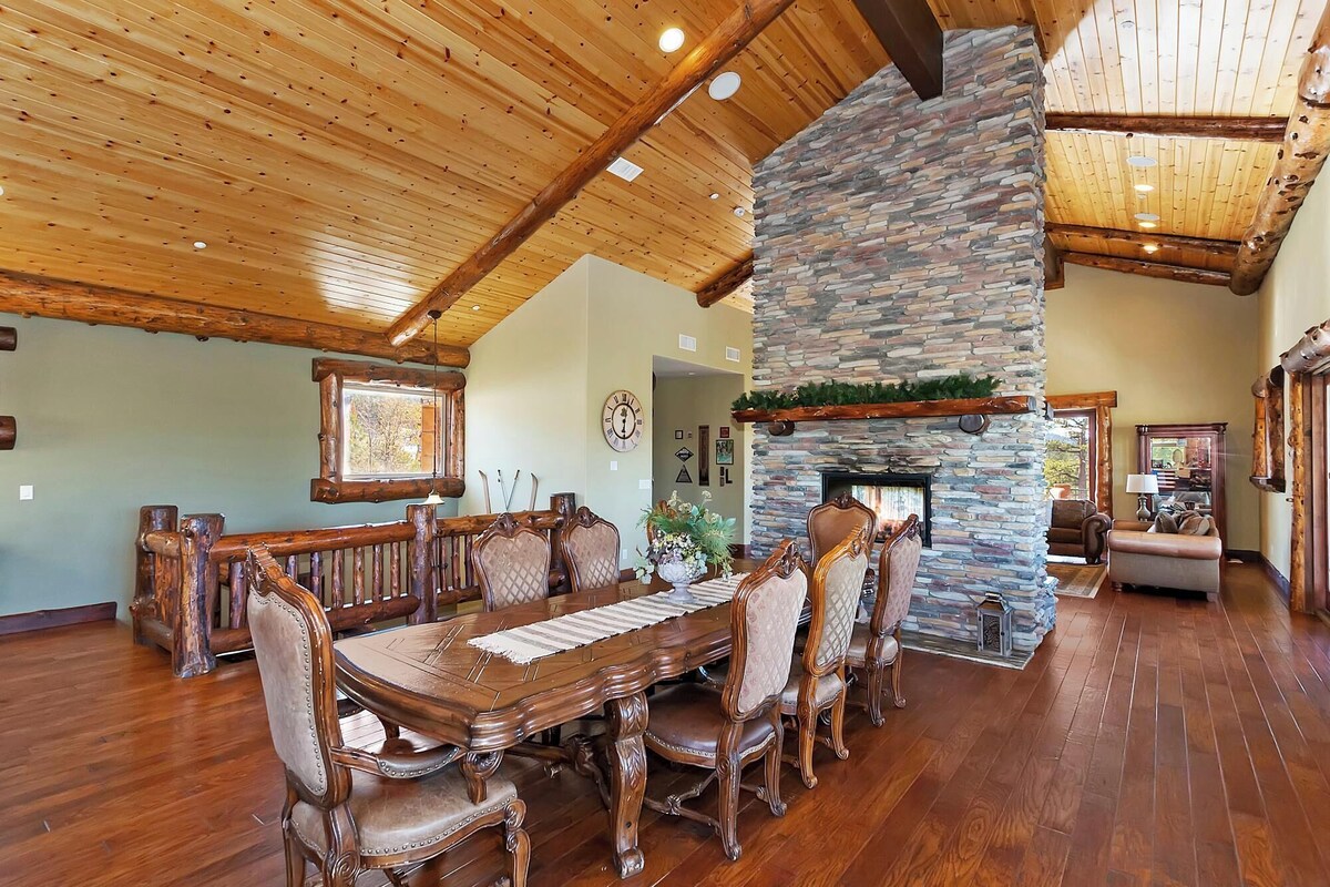 Photo 15 of Mountain Masterpiece by Destination Big Bear : High-End Custom Luxury Estate w/ Panoramic Lake Views! A/C! Game Room! Spa & more!