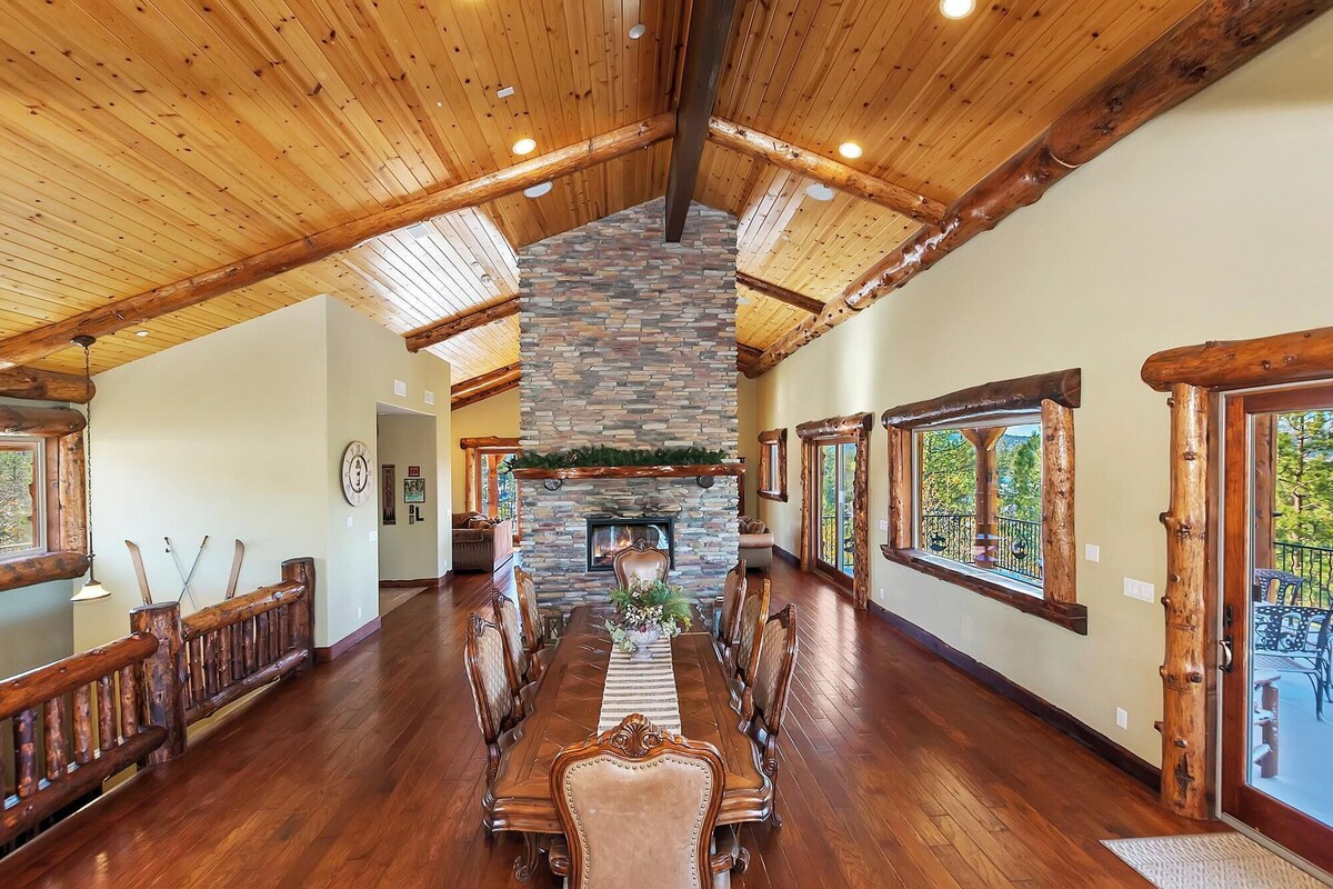 Photo 16 of Mountain Masterpiece by Destination Big Bear : High-End Custom Luxury Estate w/ Panoramic Lake Views! A/C! Game Room! Spa & more!