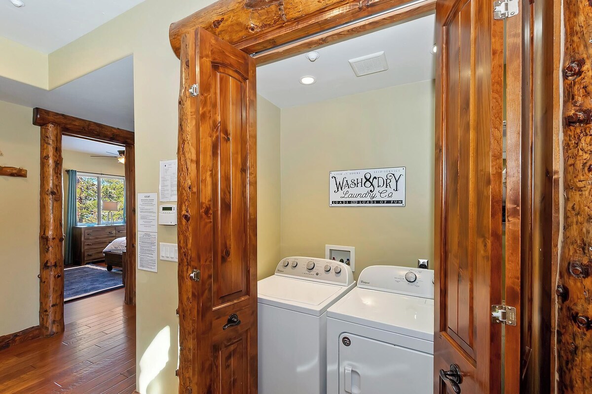 Photo 24 of Mountain Masterpiece by Destination Big Bear : High-End Custom Luxury Estate w/ Panoramic Lake Views! A/C! Game Room! Spa & more!