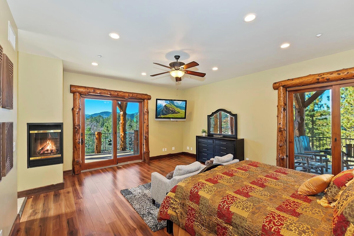 Photo 26 of Mountain Masterpiece by Destination Big Bear : High-End Custom Luxury Estate w/ Panoramic Lake Views! A/C! Game Room! Spa & more!