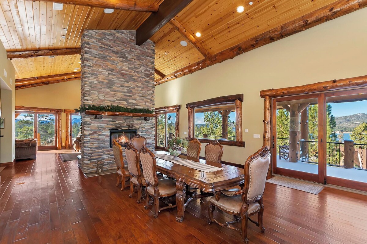 Photo 14 of Mountain Masterpiece by Destination Big Bear : High-End Custom Luxury Estate w/ Panoramic Lake Views! A/C! Game Room! Spa & more!