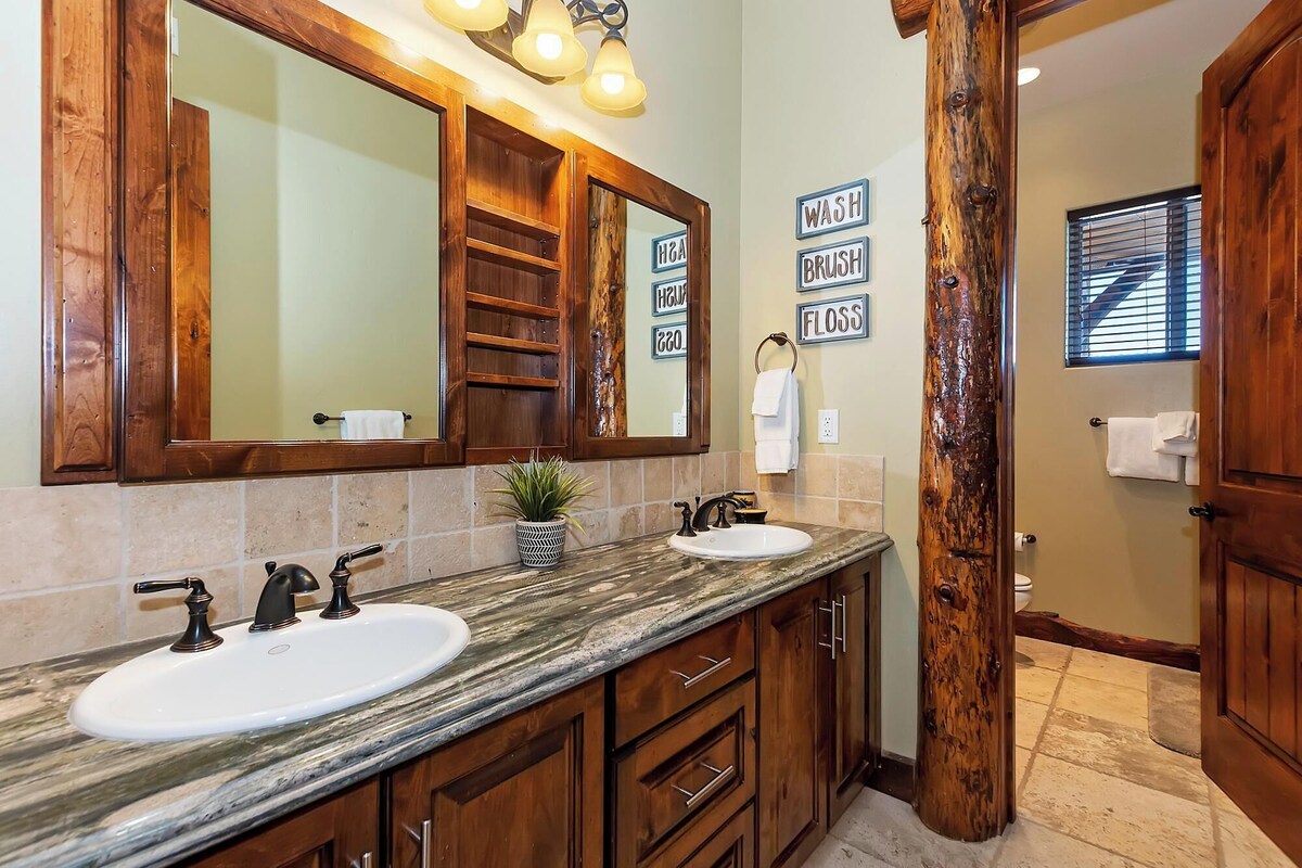 Photo 55 of Mountain Masterpiece by Destination Big Bear : High-End Custom Luxury Estate w/ Panoramic Lake Views! A/C! Game Room! Spa & more!