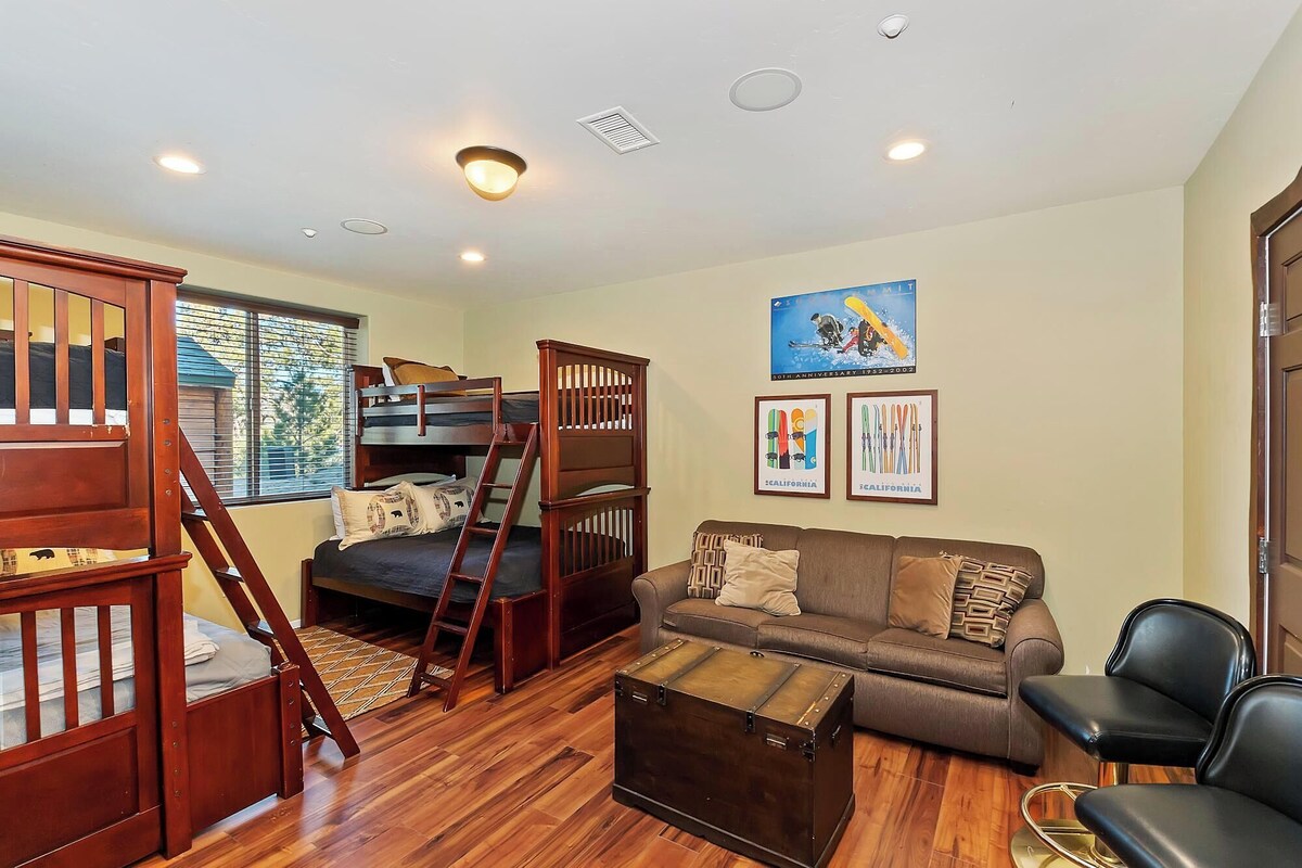 Photo 40 of Mountain Masterpiece by Destination Big Bear : High-End Custom Luxury Estate w/ Panoramic Lake Views! A/C! Game Room! Spa & more!