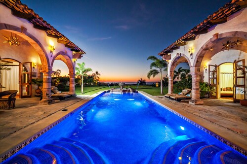 LUXURIOUS "HACIENDA ANTIGUA" - FEATURED ON TRAVEL SHOW,  'A SENSE OF PLACE'