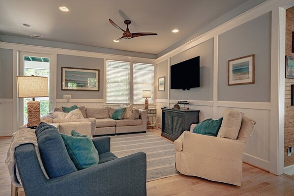 Smart TV, DVD player, books, video library