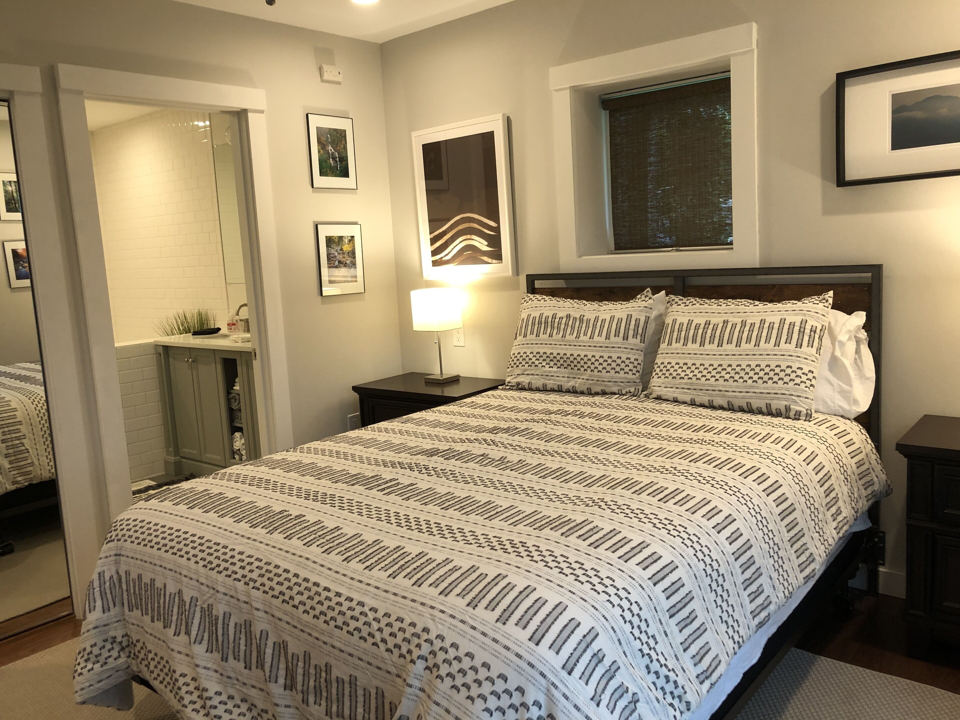 4 chambres, fer et planche à repasser, Wi-Fi gratuit, draps fournis