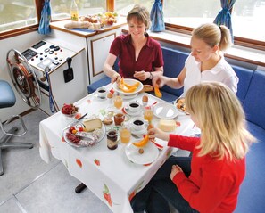 Houseboat - Kormoran 940 | Ruokasali