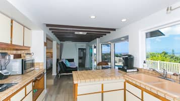 雪櫃、微波爐、爐具、咖啡機/沖茶器