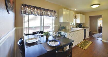 Suosittu koti!- nukkuu 11-MT SHASTA VIEW! Kävele ravintoloissa / kaupoissa, PETSOK