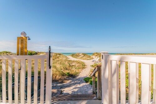 ESCAPE to enjoy the most beautiful SUNSETS on the Gulf of Mexico!!!