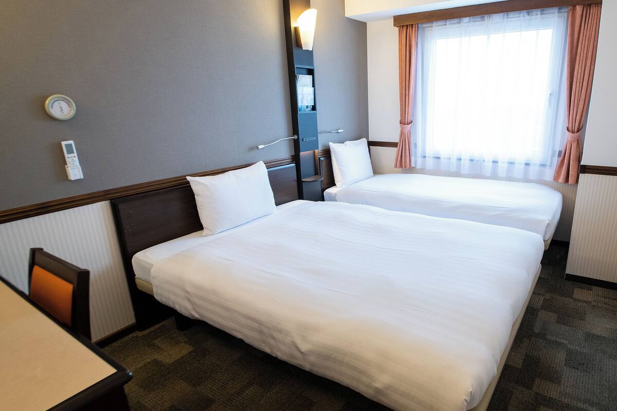 desk, blackout curtains, free wifi