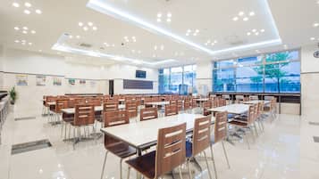 Gratis frukostbuffé varje dag