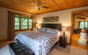 2 bedrooms, free WiFi, bed sheets - Cabin By Blue Ridge Parkway (Blowing Rock)
