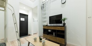 Free WiFi, bed sheets - Trip Pod Sumiyoshi C (Fukuoka)